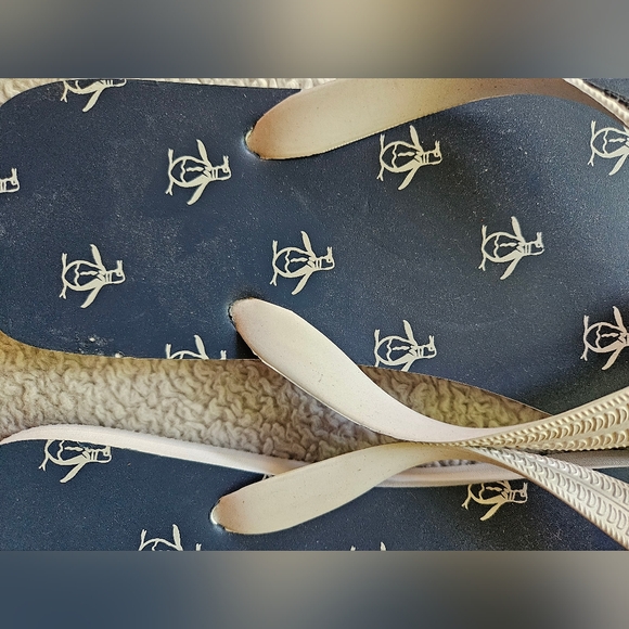 Original Penguin Men's Rubber Flip Flips 9 NWT - Picture 2 of 5